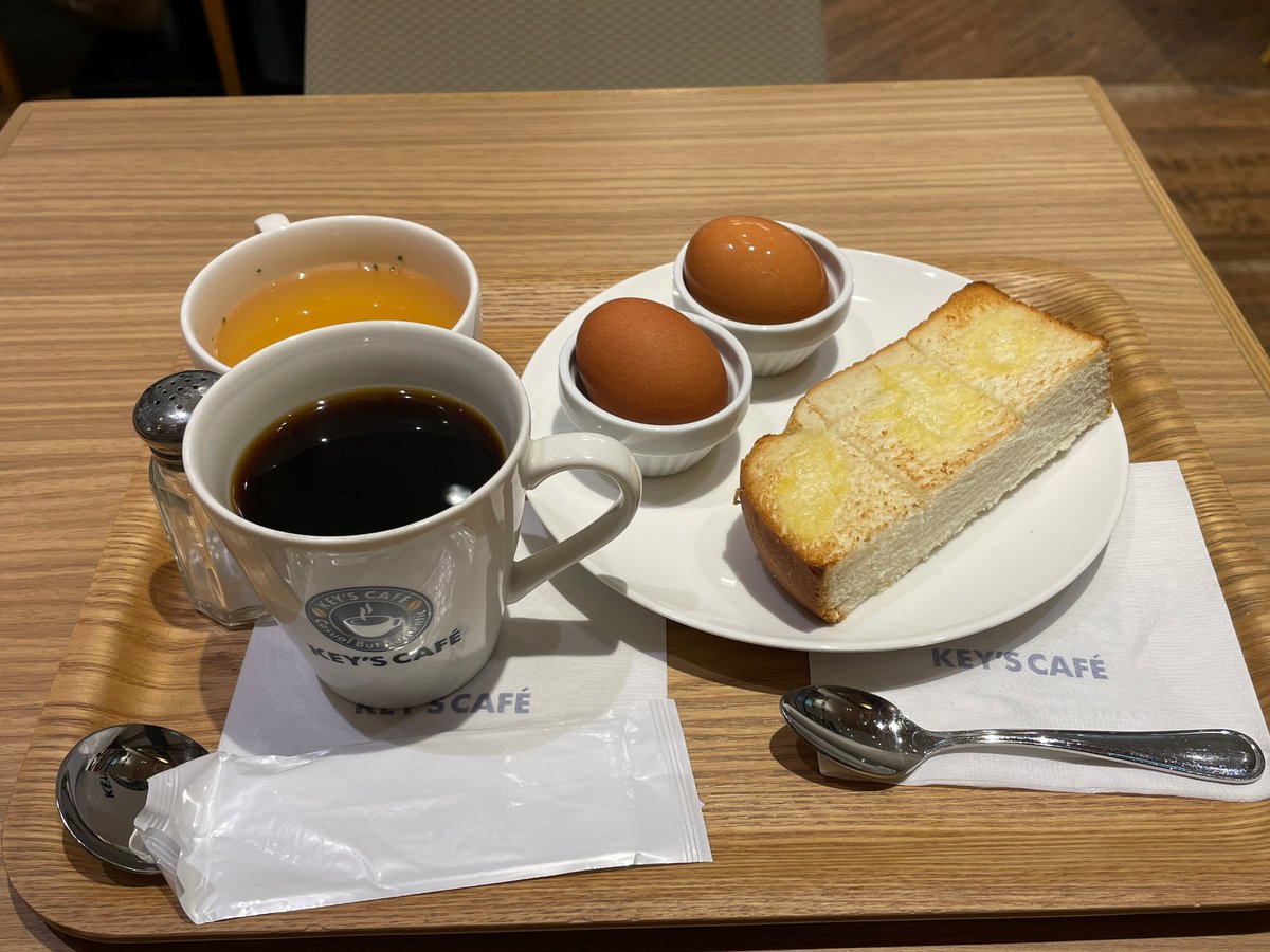 k0084UMhcuidSPf's tweet photo. ト—ストセット
卵ダブルにしました🥪🥚
HOTコ—ヒ—☕️
淡路島産オニオンス—プ
雨が降ってきましたね☔️
まだ満開ではないですね🌸
名所に行ってもまだ早そうですね
#KEYCAFE
#さくら🌸 https://t.co/D8jxnTqreL
