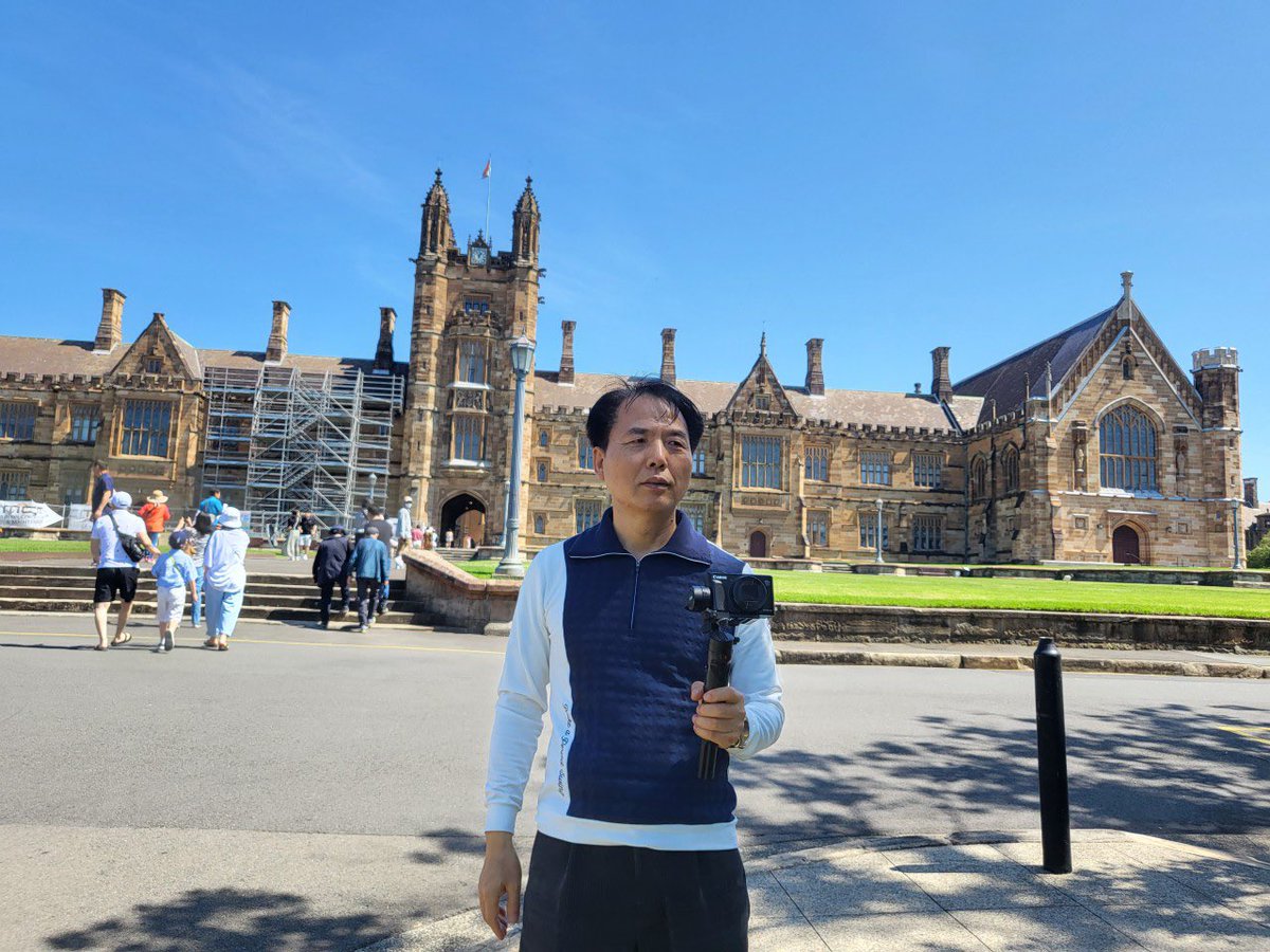 🔘 사랑엔 거짓이 없나니 악을 미워하고 선에 속하라[로11/9]
☘️ 시드니 여행 중입니다🍃