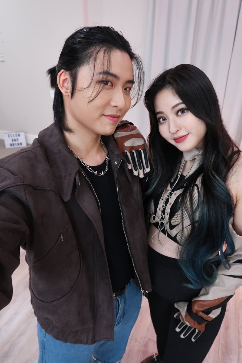 we did the KAI #RoverChallenge together! it's our first dance cover together since Ellen's pregnancy 🥰
youtube.com/shorts/tbsDvQ5…