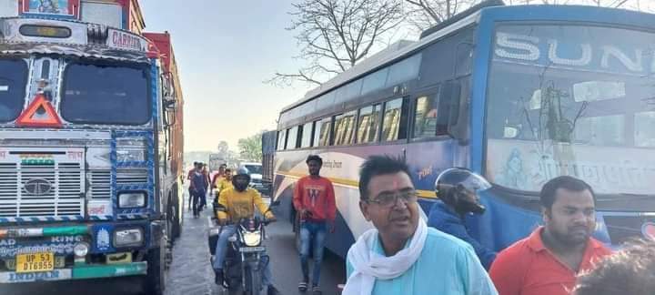 मुजफ्फरपुर - छपरा हाईवे जाम ।।।
#23_मार्च_बिहार_बंद