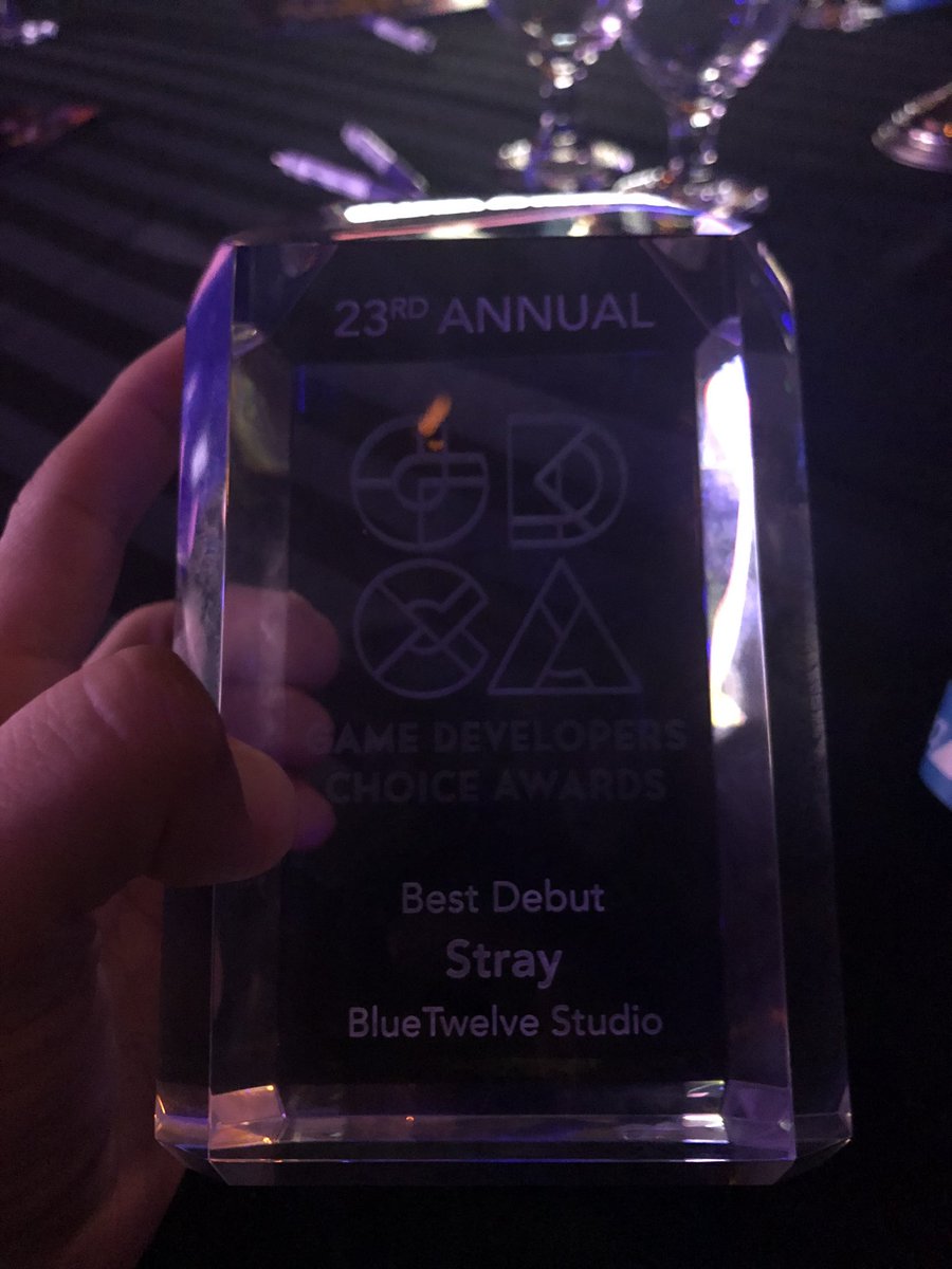 Congratulations to <a href="/HKdevblog/">STRAY</a> and the entire team!! 🎉