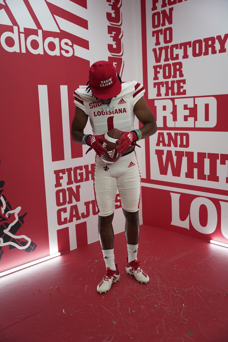 neew_era9's tweet photo. Had an amazing time today at the University of Louisiana Lafayette🌶️, Big shout-out to @coachmbergeron @leg12tim for having me down, can't wait to get back⚜️. @MeshAcademy @shayhodge3 @ESPN3ALLDAY @Jr1Magee https://t.co/TrdomdnGBX