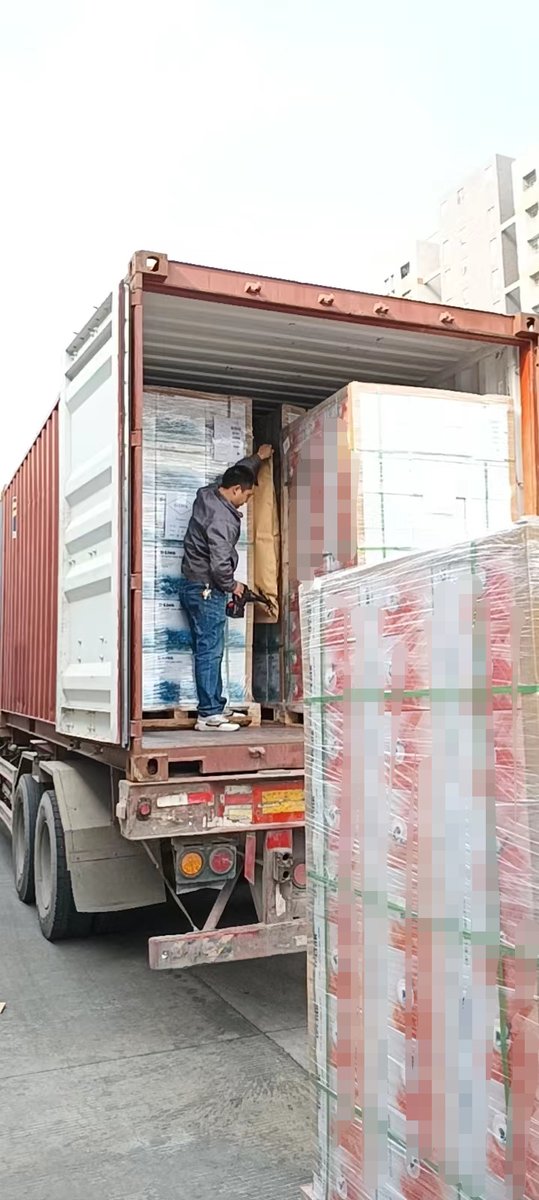 winter_zhuang's tweet image. Share daily life: 👇 
Loading containers 💪 💪

We love busy life ✌ 

#Linoya Product Series:
1. Bulk Lan cable (Cat5E, Cat6, &amp;amp; Cat6a, Cat7 ,Cat8)
2. Network Patch Cable 
3.Patch paenl 
4. keystone jack (Cat5E, Cat6, &amp;amp; Cat6a, Cat7）
5.RJ45 connector (Cat5E, Cat6, &amp;amp; Cat6a, Cat7)