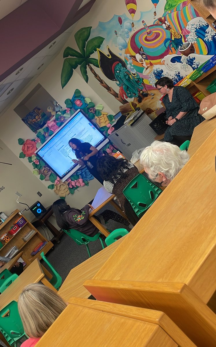 Bilingual Night at CHES! Our amazing ESL Teacher provided such great information session to parents tonight- Great job Ms. M!