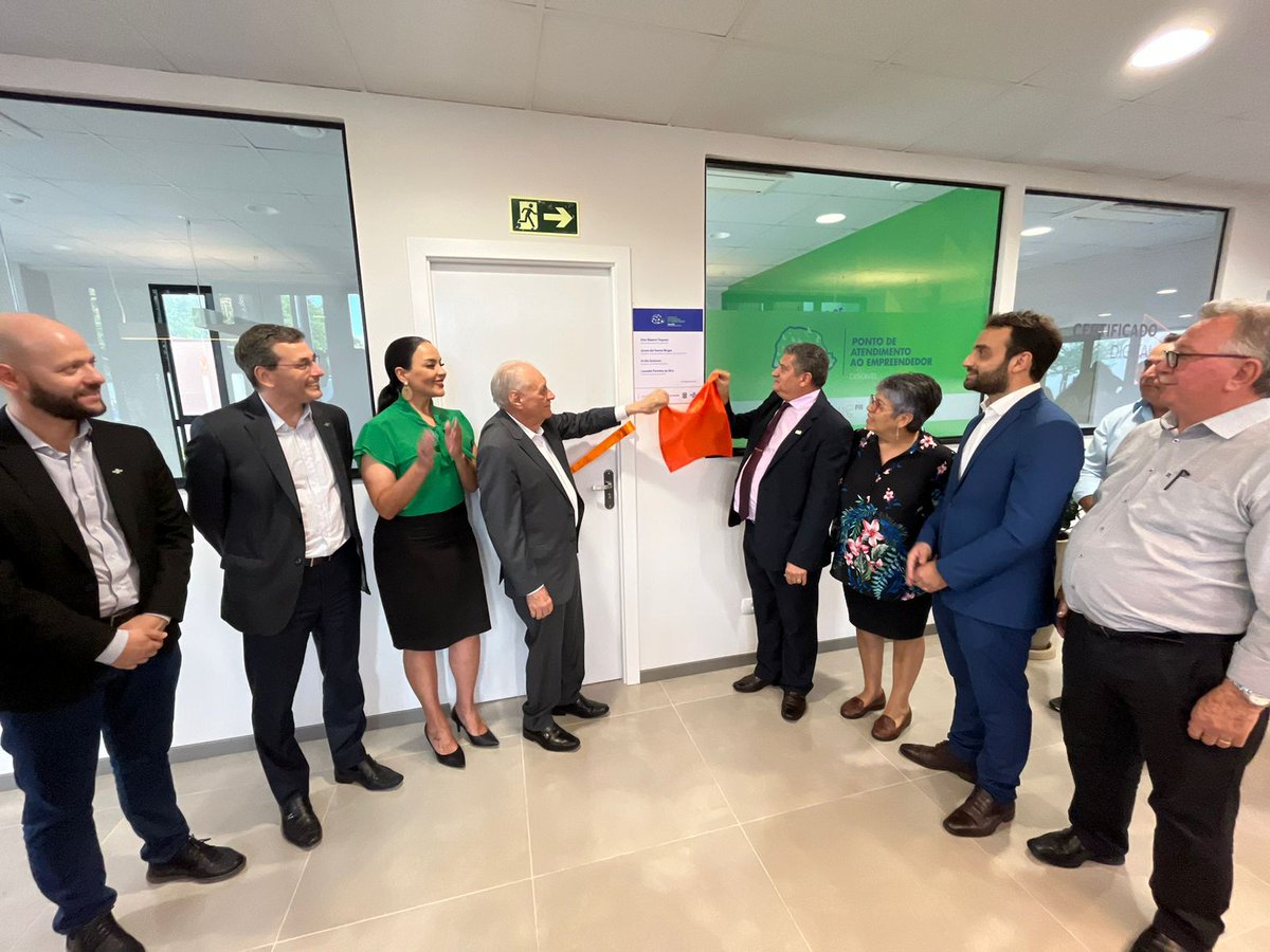 SEBRAE_PR's tweet photo. Nesta quarta-feira (22), inauguramos mais um #PontodeAtendimento. Dessa vez, o espaço fica na AMIC PR, em Cascavel.... https://t.co/6y2U88Y3js