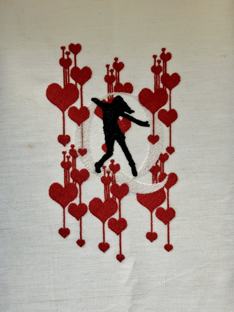 rb2m94's tweet image. Queen of Hearts  👑❤️

#creativecompatriots (I have to go change a bunch of stuff now)