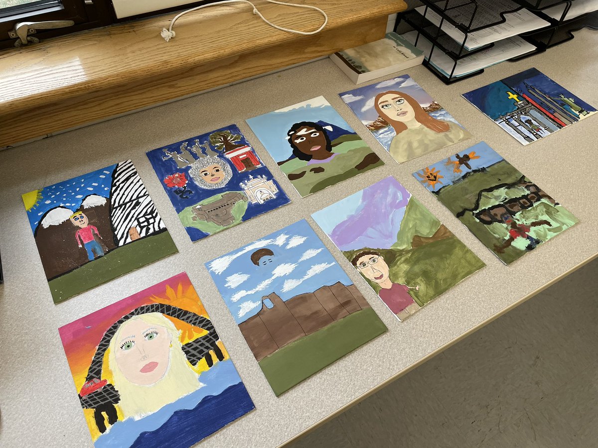 profe_johnson21's tweet photo. I’ve been having so much fun with my Honors I class!! We studied Frida Kahlo, then they were tasked with painting their own autorretrato/Frida-style-inspired obra. Tomorrow they start presenting them to the class. I am so proud of mis artistas!! 🎨🤩 https://t.co/fhaOkaRoyh