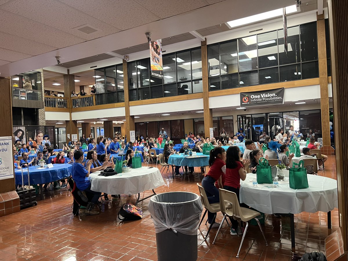 Today we had the privilege of being the platform to bring forth the Battle of the Bluebonnet Books! 📚 <a href="/PebbleHillsES/">Pebble Hills ES</a> let me cheer them on just like I was in 3rd grade again! Shout out to <a href="/YsletaISD/">Ysleta ISD</a> for a great event! <a href="/nearpod/">Nearpod</a>