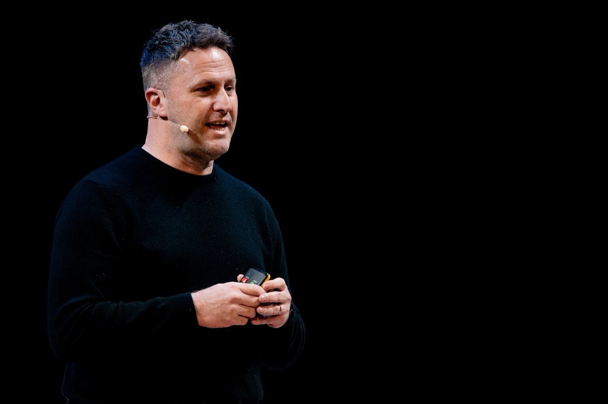 LiquidThinker's tweet photo. "Dead fish go with the flow."
Roy Keane

It was humbling, heart-warming and an incredible honour to be invited to present at @TEDxManchester

My session - How Peak Performers Find the Path to Courage - is now available to view. 
https://t.co/GXnHc9P2LA https://t.co/NrWOPIN0H3