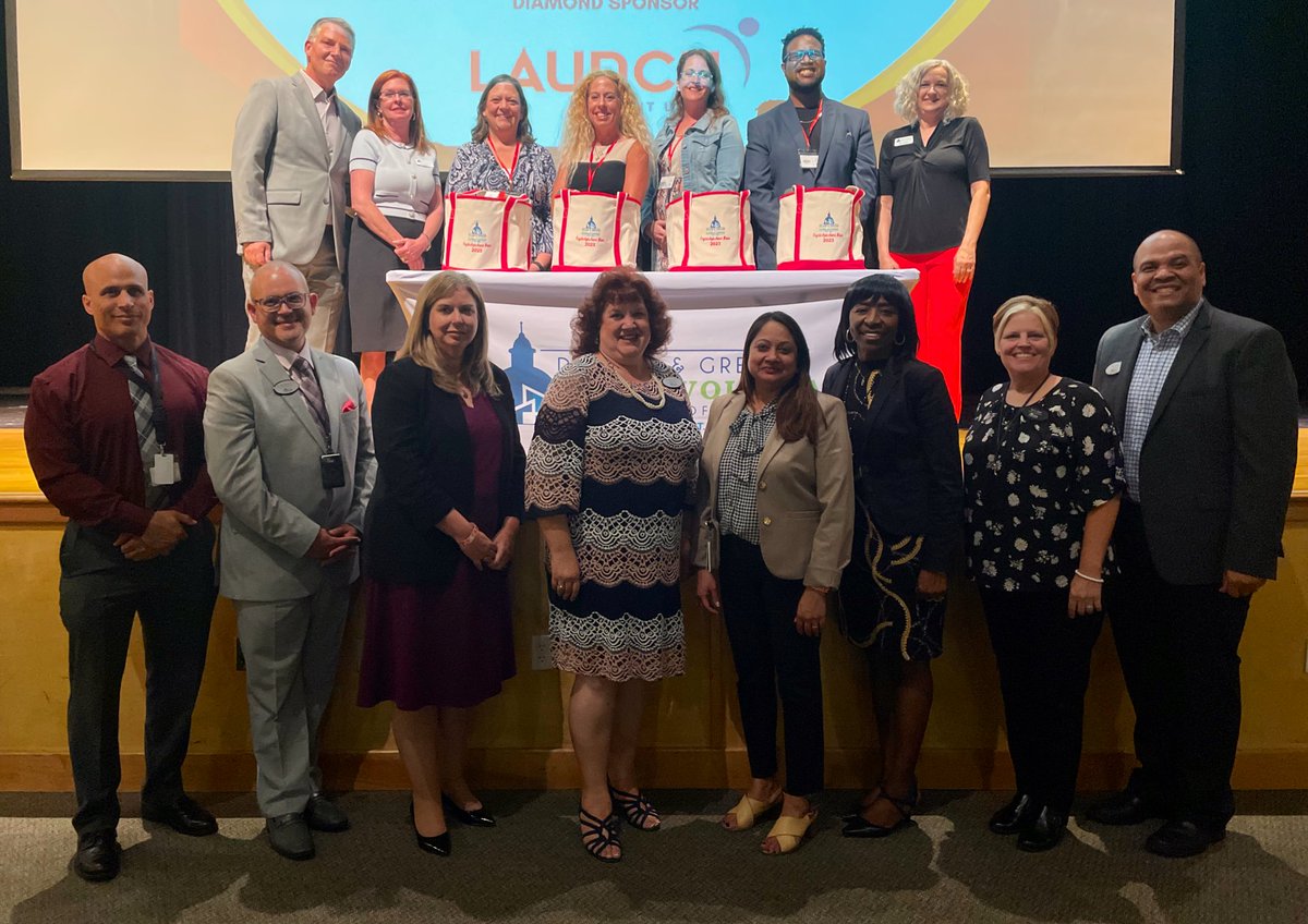 volusiaschools's tweet photo. Congratulations to the four winners of tonight’s amazing “Our Future Workforce” Educators 10th Annual Crystal Apple Awards !!! CHRISTIAN RICKETTS @DeLandMiddle, AMY HAGOPIAN @starkevcs, KIM KINSLER @McInnisElem &amp; KELLY LONG @GeorgeMarksVCS  #LeadingWithGraceAndRespect #VCSPride https://t.co/GMEVGKiDN4
