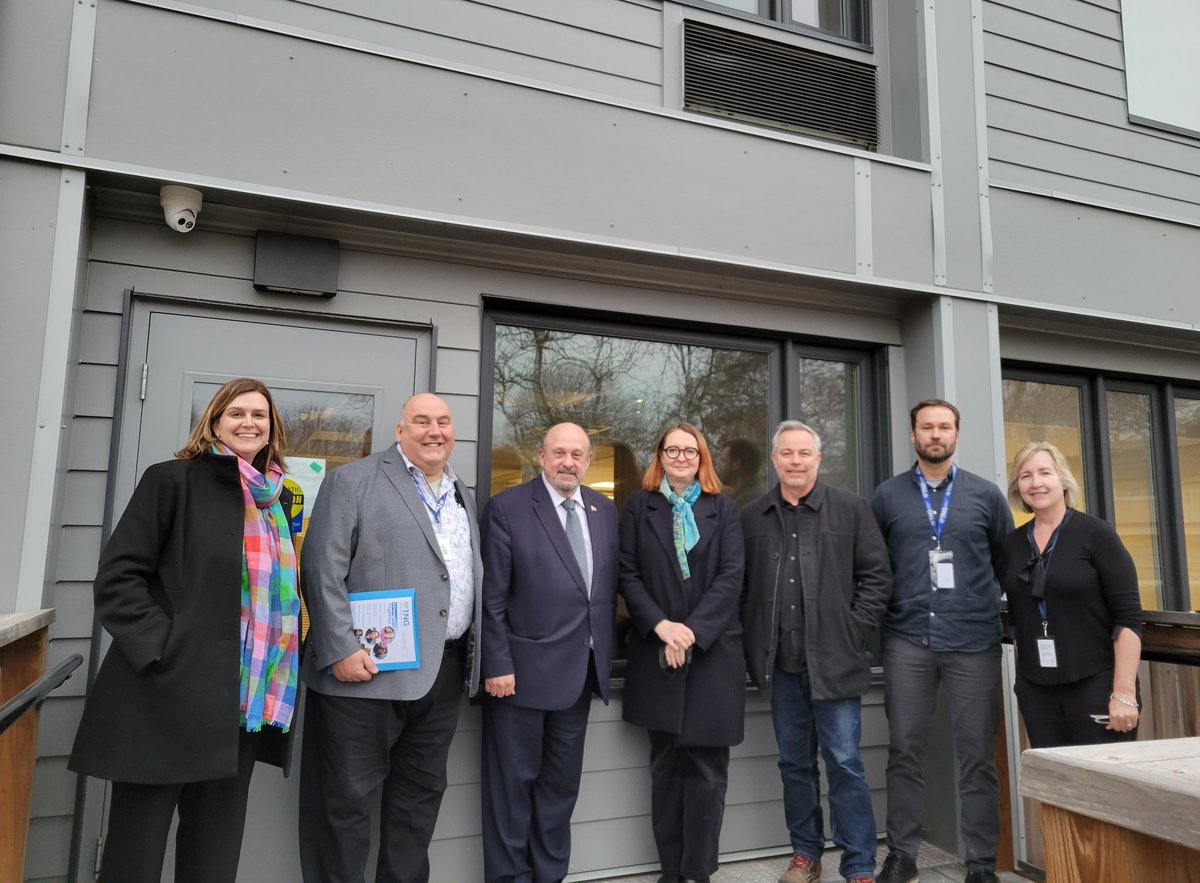 BillTNGCS's tweet photo. Thanks @TORHousing for building rapid housing!  And @MichaelTibollo @McKelvieTO @CotaInspires @tngcommunityTO for meeting to tour and discuss urgent need for supportive #housing ! https://t.co/5y5Ys12V2K