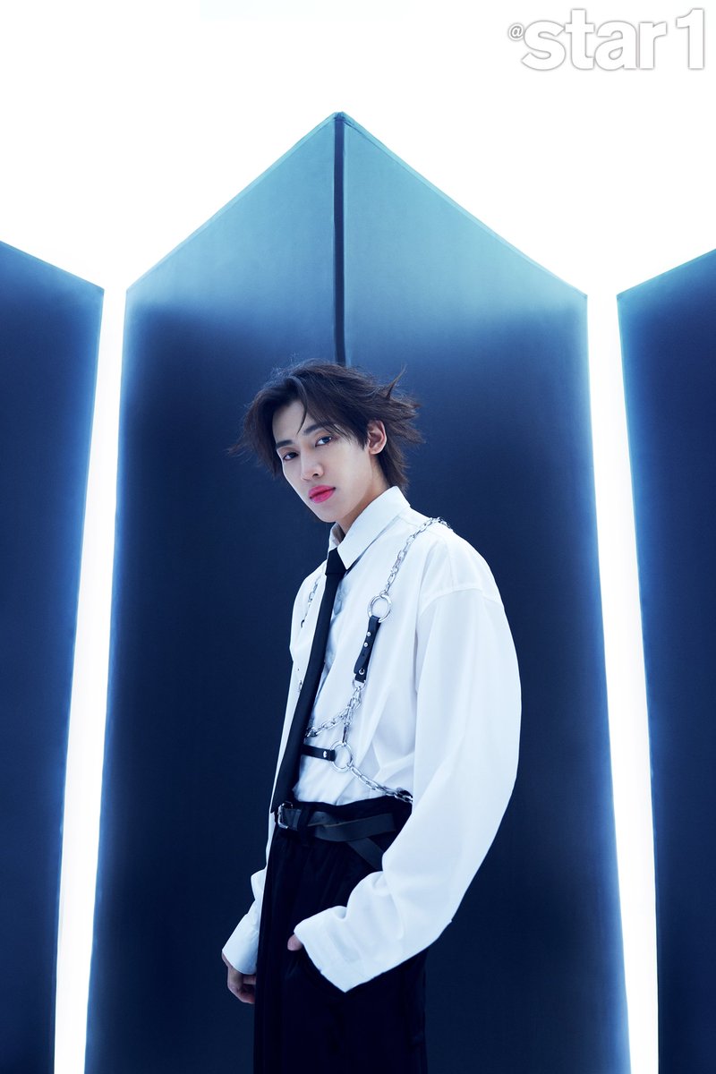 imbcenews's tweet photo. 뱀뱀 “노필터 입담? 나도 가끔 불안해, 이만큼 내려놓는 아이돌 없을 것” #갓세븐 #뱀뱀 #BamBam [화보 5장]
https://t.co/a33DEf2v53 https://t.co/4jlmyW9mtu