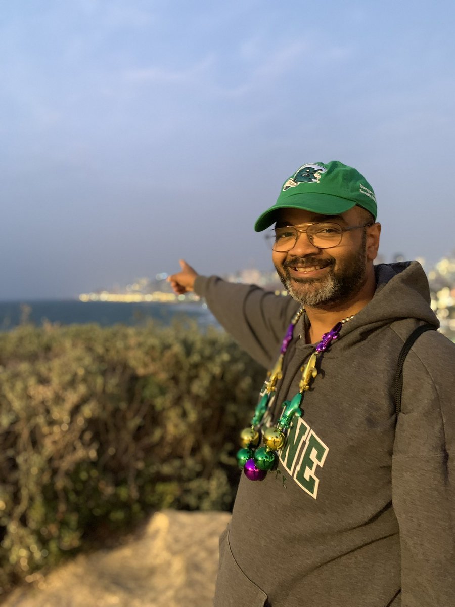 TulaneDCAlumni's tweet photo. We love to see your travel photos in @Tulane swag! Tag us in your photos or message them to us to be featured! We love our @tulanealumni!
•
•
•
#tulanealumni #tulanealumniassociation #tulanealumnitravel #tulaneintelaviv https://t.co/6TNbKIzu0T