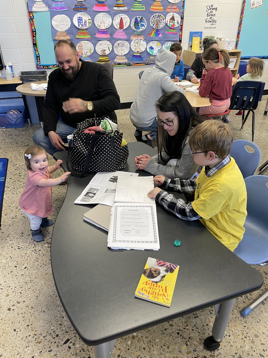 MaryviewSchool's tweet photo. Student-led interviews are a hit!! Thank you families for supporting your children and our school. @rdcrs https://t.co/iQkObAP53s