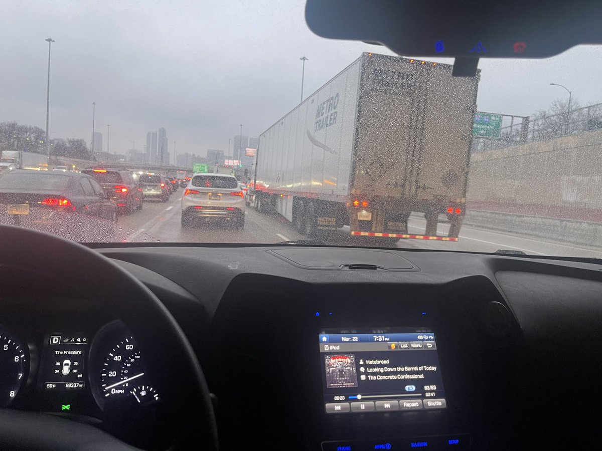 DaTacklebox's tweet photo. Already running late to the @bodysnatcherfl @AngelMakerBand #Paleface @DistantNL show so of course there’s a traffic jam. Save me a spot in the pit y’all! https://t.co/4latcgnNC4