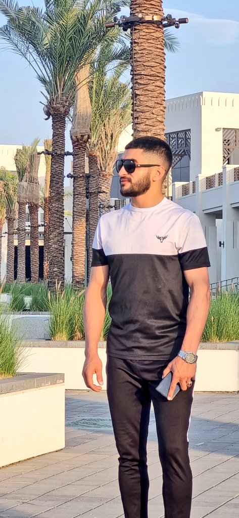 MalakXada17's tweet photo. كل عام وأنتـم بـخـير .. مبارك عليـكم الشـهـر🌙💚
#رمضان_كريم
#معاً_في_رمضان https://t.co/ddCcVzHIpT