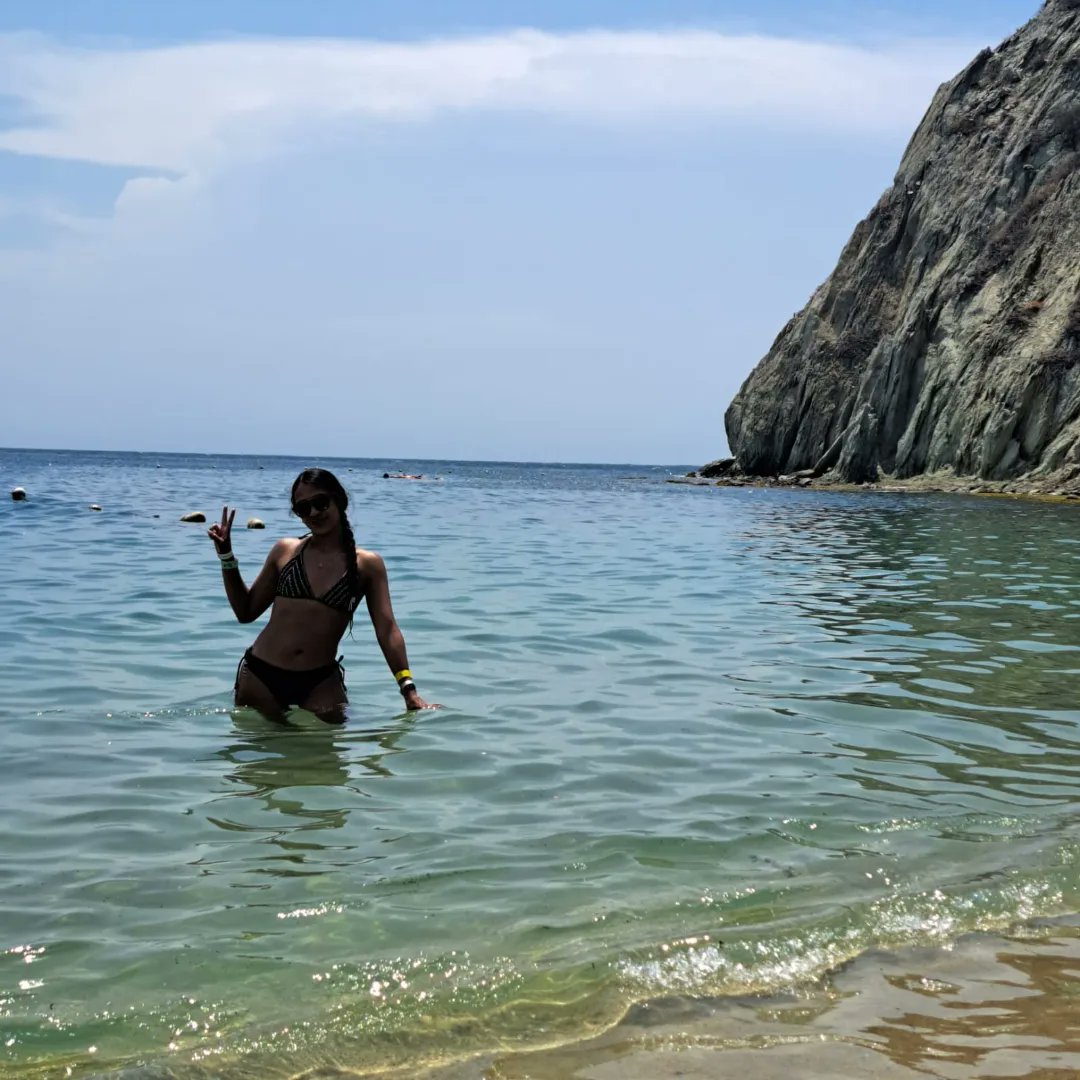 Danieelaaa17's tweet photo. La vida es mejor en el mar ... 🌊 https://t.co/wOybVMirzu