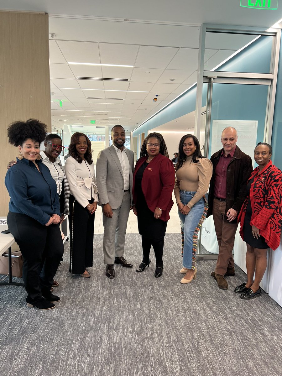 Recognizing #WorldWaterDay alongside the Washington DC Alumnae Chapter of Delta Sigma Theta Sorority, Incorporated (@wdcacdst). Did you know that 1 in 10 people around the world lack access to clean drinking water? Even in DC there's work to do to replace hazardous lead pipes.