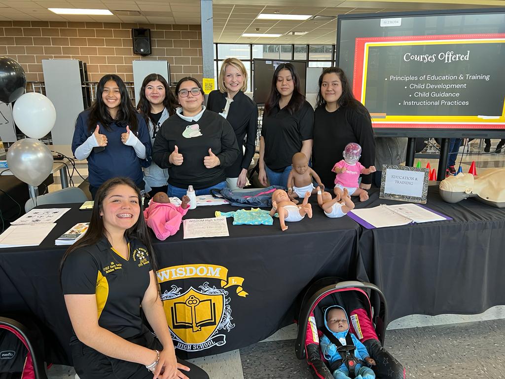 HISDHighSchools's tweet image. Excited for @WisdomHS_HISD CTE Showcase this afternoon! #DrivingQualityEducation for all Students! Thank you Trustee @BridgetforKids @GPonceHS