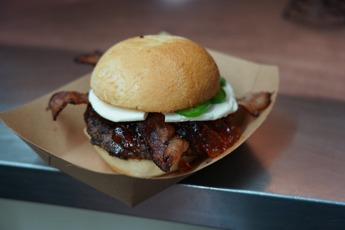 PadreIslandBurgerCompany tweet media