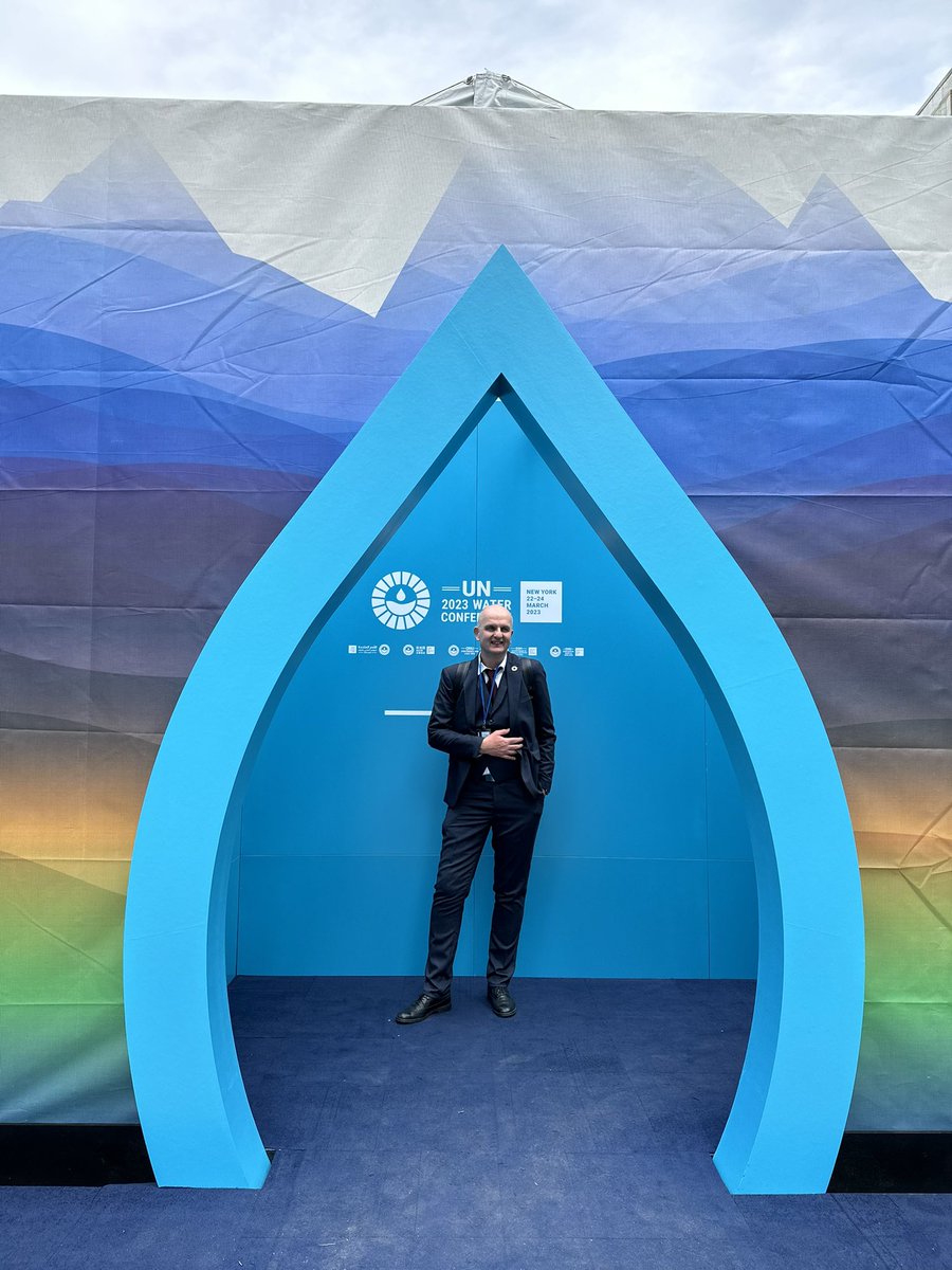 Bernd M. Gawlik tweet media