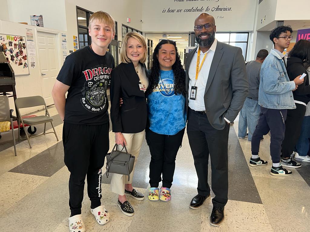 HISDHighSchools's tweet image. Excited for @WisdomHS_HISD CTE Showcase this afternoon! #DrivingQualityEducation for all Students! Thank you Trustee @BridgetforKids @GPonceHS