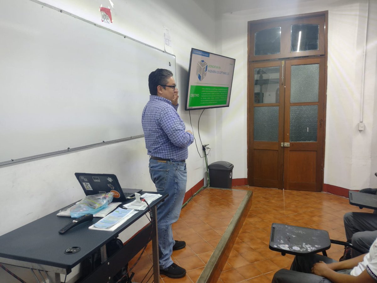¡La difusión no conoce horarios! 🌙

Nos fuimos al Colegio Peparatorio Vespertino de Xalapa 🏫 a continuar compartiendo la Licenciatura en Estadística 📊 y nuestras carreras hermanas impartidas en nuestra facultad 💻🧑‍💻