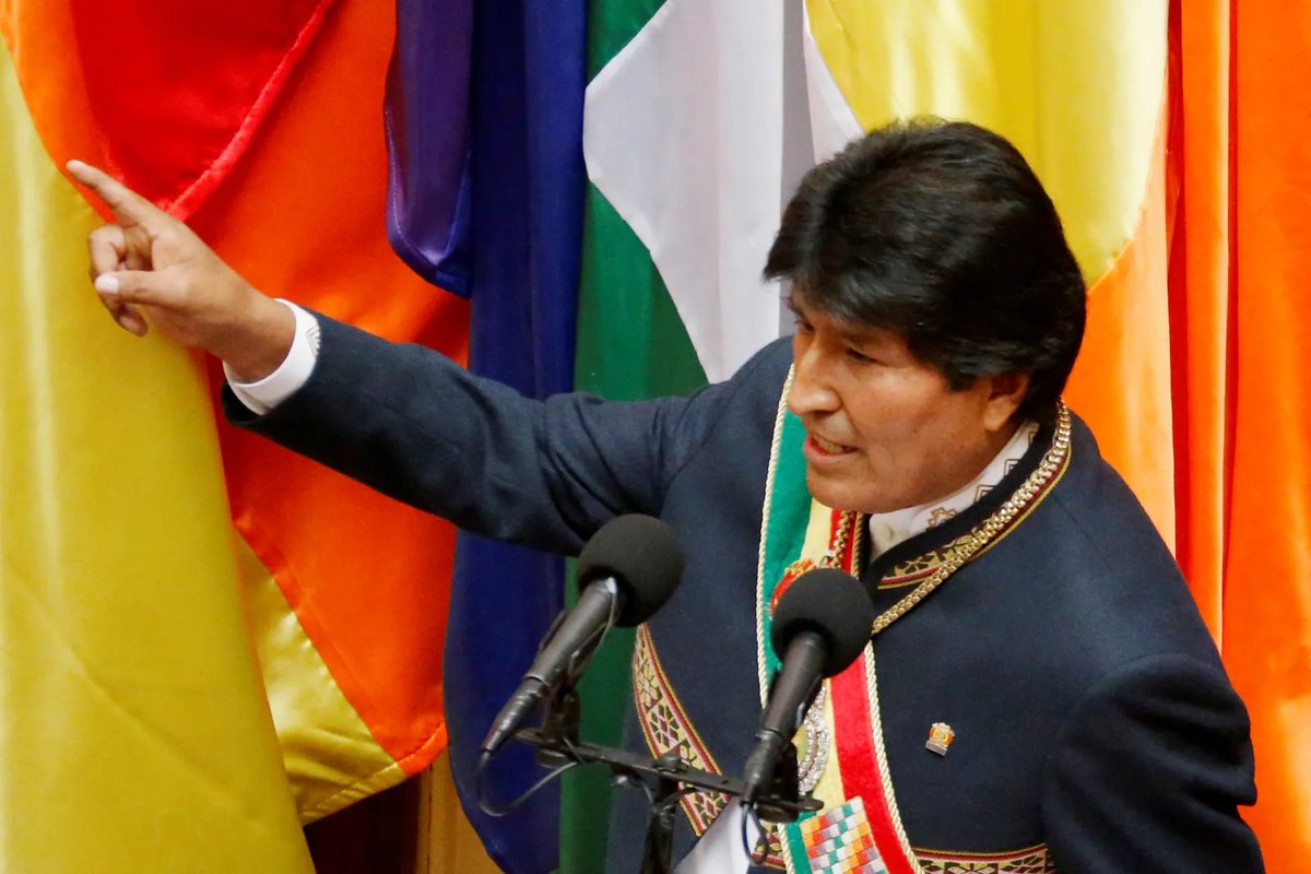upholdreality's tweet photo. Bolivia leader EVO MORALES: "The $15.6 billion IMF loan to Ukraine is proof that the financial body acts as cashier of the empire and is indebting a people to sustain a war provoked by the US and NATO. For dignity and sovereignty, we reject the IMF's starvation policies." https://t.co/Ar7UVFDGXf