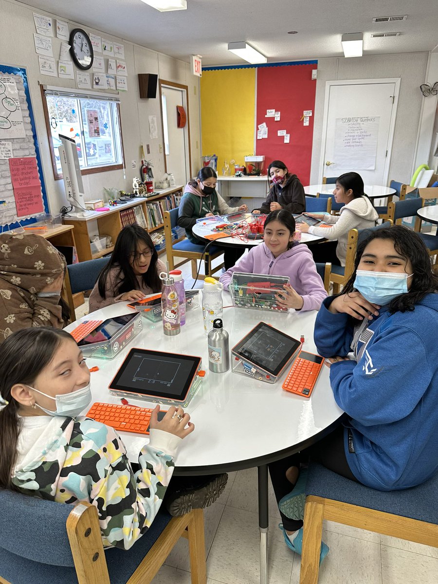 I had so much fun with this group! Thanks, girls! #girlsinSTEM #lunchclub