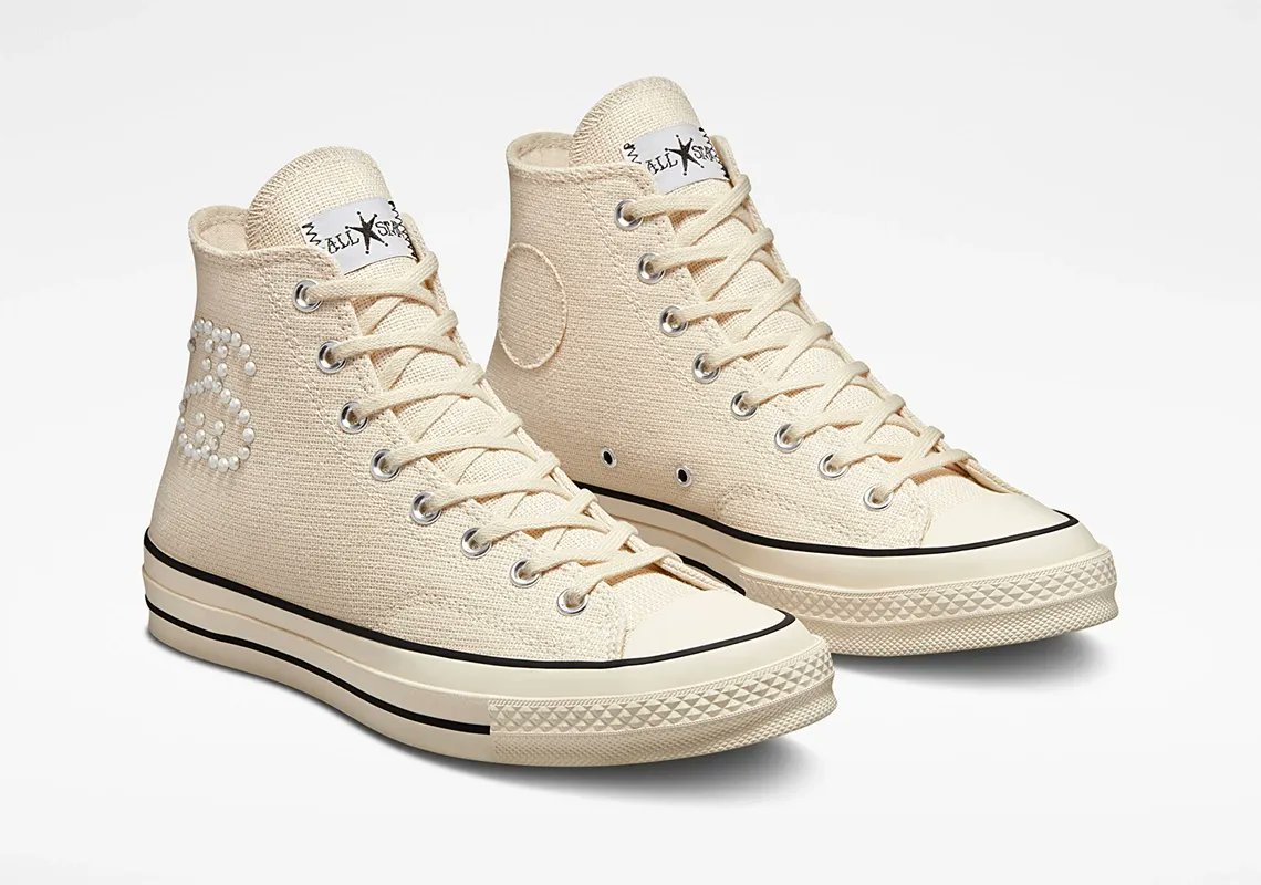 TheSiteSupply's tweet photo. March 30th: Stüssy x Converse Chuck 70 🦴 https://t.co/02uWrH0wSe https://t.co/ZurwA6K7XY