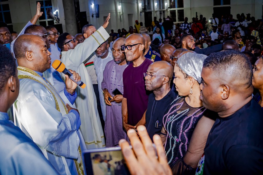 alexottiofr's tweet photo. I must first dedicate this victory to God the Father Almighty, who makes everything beautiful in His own time. I also dedicate it to the millions of Abia citizens who have been the unfortunate victims of bad governance these past decades. https://t.co/O3sfHAqn6k
