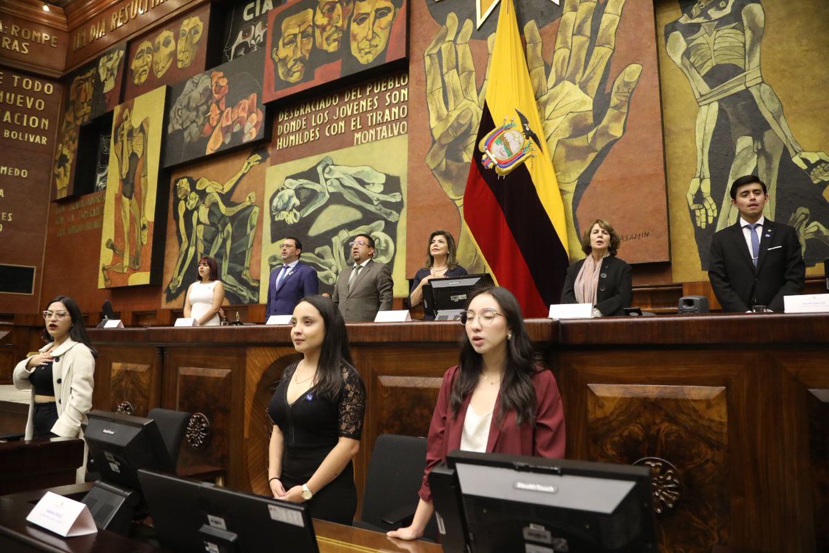 AsambleaEcuador's tweet photo. #Ahora | En el hemiciclo, salón Nela Martínez, se desarrolla el evento de instalación del modelo de Naciones Unidas #ROTARMUN 2023. https://t.co/fAOHWwwDK2