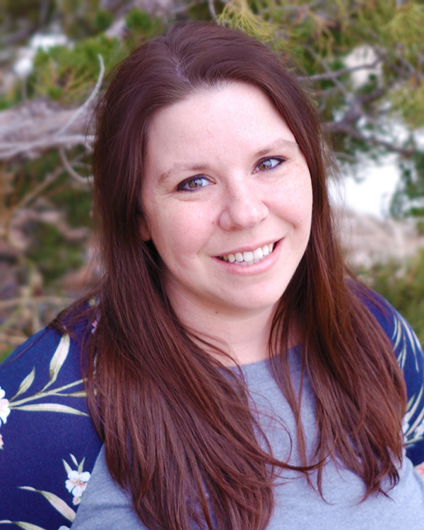 womenonwriting's tweet image. Here&apos;s Genalea Barker, a Fall 2022 #flashfictioncontest FIRST PLACE WINNER!

Her story, &quot;How to Deliver a Baby on the Floor of a Hotel Lobby&quot; came from a six-week flash fiction course. Her main advice if you want to write #flashfiction? Read flash stories! muffin.wow-womenonwriting.com/2023/03/interv…