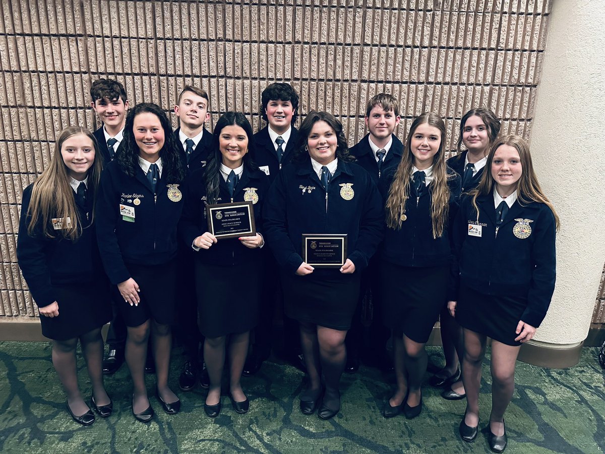 Rockvale_FFA's tweet photo. Rockvale FFA had so much fun at the 95th Annual FFA Convention. We are so proud of Abbie Bowker and Tansi Boyce for receiving their State FFA Degrees. 💙💛 https://t.co/HZPInIP4SH