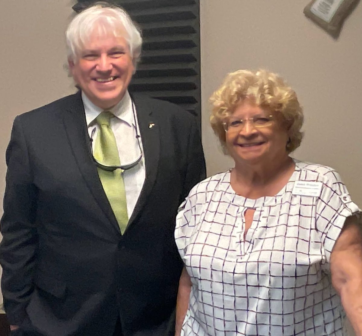 Helping Seniors tweet media