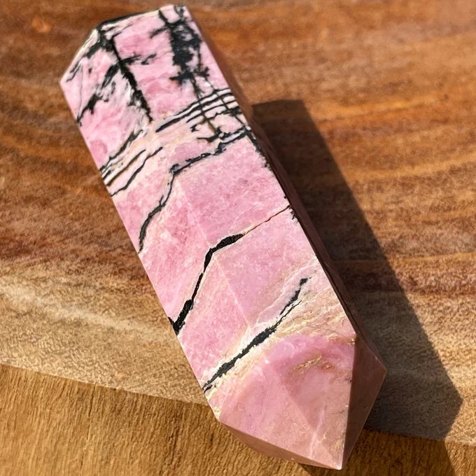 Boondockfinds's tweet photo. Rhodonite Tower | Pink manganese |Home decor, crystal gifts | AAA grade crystals | High Quality Rhodonite Point https://t.co/tdVHLJbBBe #WednesdayRocks #etsyfinds #pink #crystal #point #rhodonite https://t.co/oPaaHBFipu