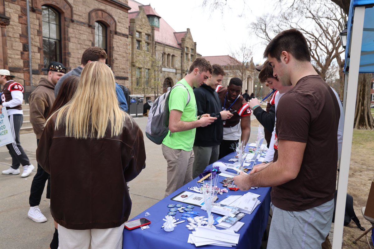 Really great turnout today on the Main Green as we once again added names to the Be The Match bone marrow registry, all of whom now have the chance to save a life 👍 #EverTrue