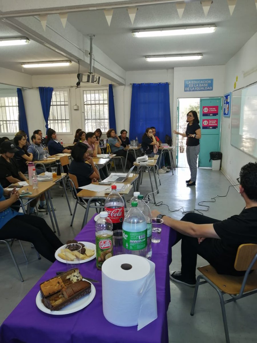 gurusaa's tweet photo. Hoy fue un gran día para el Anillo 22007 en nuestro modelo de estudio la Escuela Rebeca Matte de la comuna de Renca junto a los profesor@s. Agradecidos del apoyo @Muni_Renca @AlejandraCasas @pelaofunk @GaggeroAldo @Vrid_Unab @glo_arriagada @coralpe https://t.co/NXfmd8Cc1a