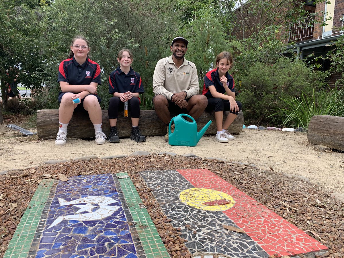 Not even the venomous wildlife could slow the #FirstNations students down at #WinghamHS - total makeover for their yarning space creating a beautiful &amp; calming entrance to the school 14 cubic metres of mulch moved &amp; supplementary native plants 🌱 💚 #youthcommunitygreening