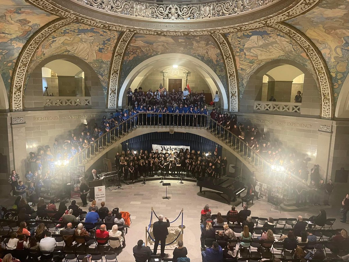 MrsB323's tweet image. The North School Notables sang at the Missouri State Capitol today for Arts Education Advocacy Day! We also had a lot of fun touring the Capitol building! #WeAreElementary #JCSchoolsChampions #MusicEducation #Proud2BNorthies