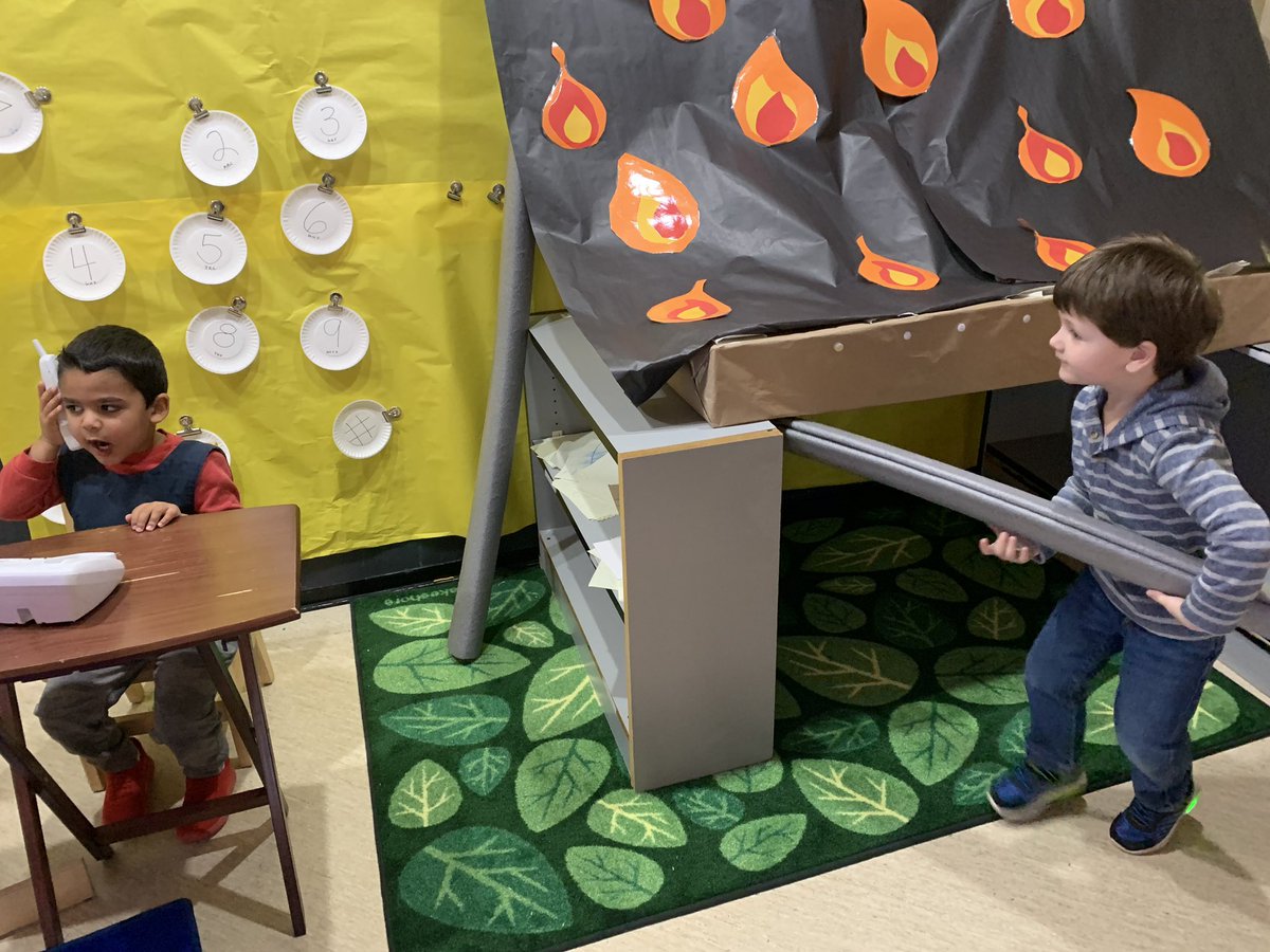 jennafish130's tweet photo. Pink team learning how to stay safe in our community and who are the helpers that keep us safe! #learnthroughplay #itsworthit #communityhelpersunit @SutterMonarchs https://t.co/D9pbBUAPFP