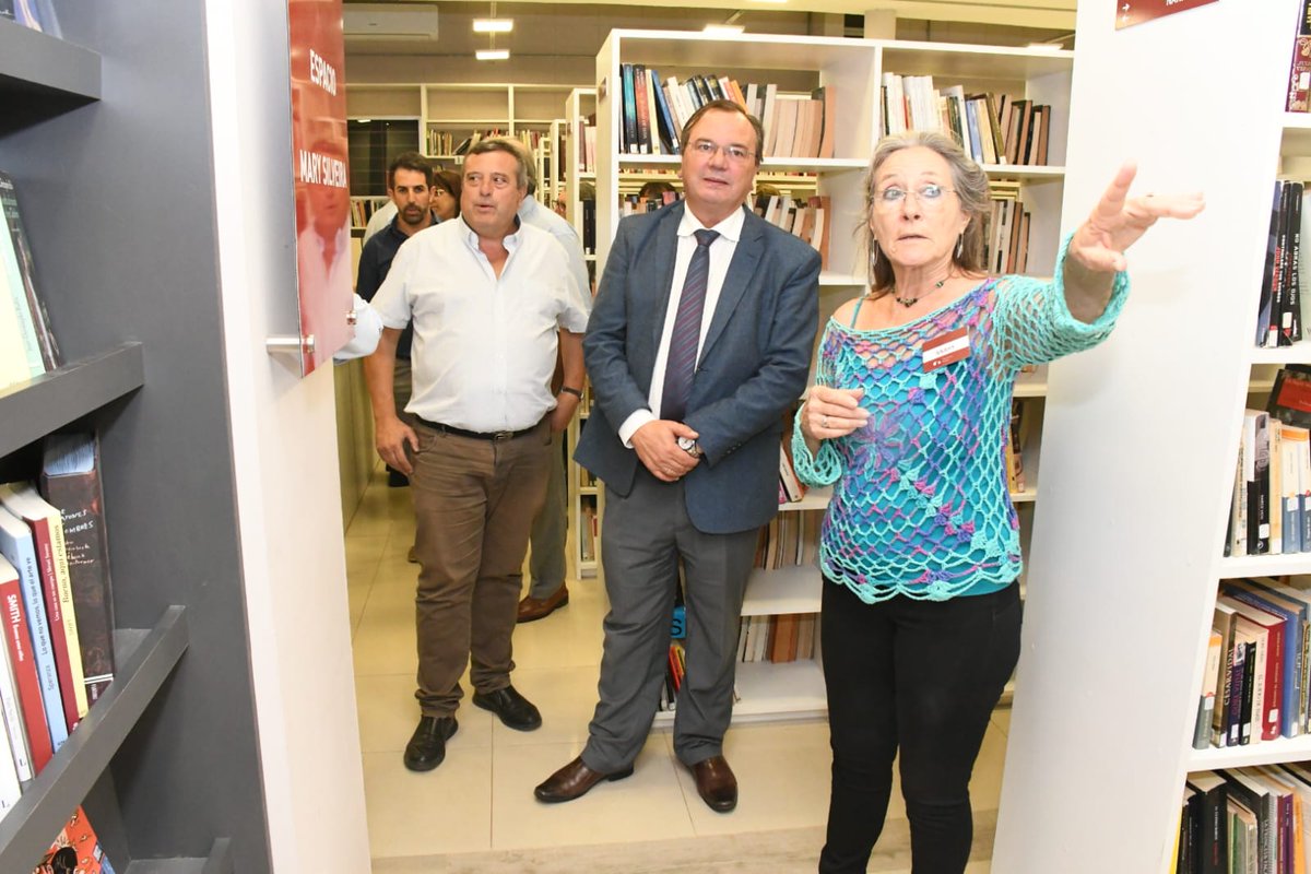 mtopuy's tweet photo. Hoy se colocó la piedra fundamental de inicio de obras en el Centro Cultural Shangrilá sede de la @ComiShangrila 💰Aportamos $2.4 millones a través de #ConveniosSociales para crear espacios accesibles reformando y ampliando su sede, sumando la Usina Cultural de #CuidadDeLaCosta https://t.co/9Vk6Q1bs5l