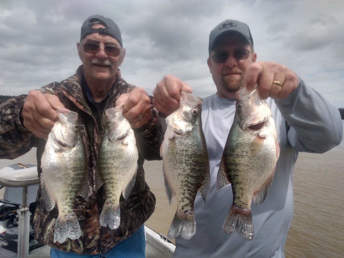 Skyfish01's tweet photo. Gary and Warren fishing with outdoor adventure Guide Service on Lake Eufaula this morning spring time bites here 2023 is going to be a great. Let's go fishing! https://t.co/txViPh6XHz