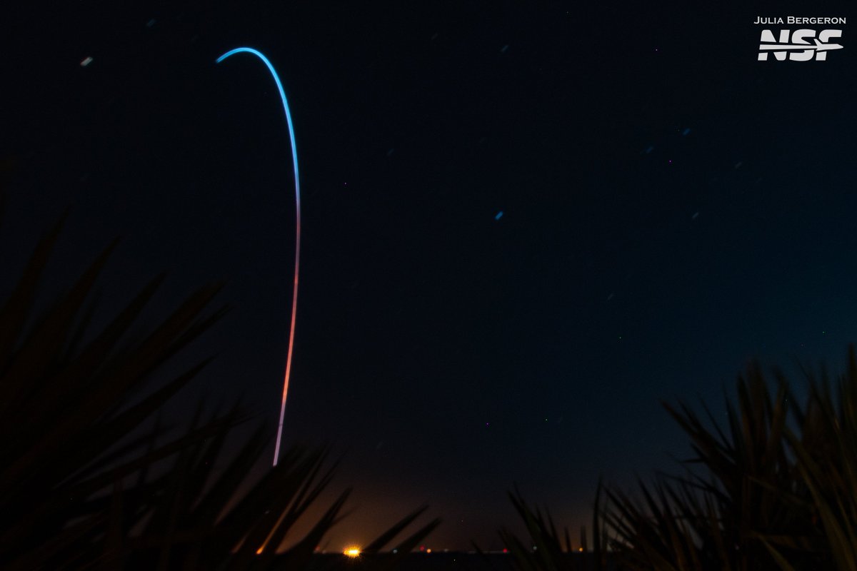 julia_bergeron's tweet photo. Congratulations @Relativity launch on the maiden voyage of Terran 1! 

Y'all, the world's first 3D printed rocket just passed Max Q and it was stunning to see the trail of a methane fueled rocket for the first time. 

@NASASpaceflight replay https://t.co/Kwn9ustop0 https://t.co/QtKPnWpAp6