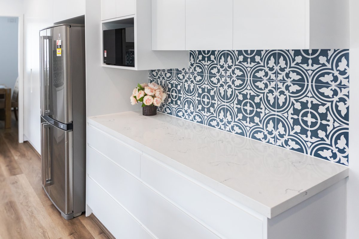 ajbkitchens's tweet photo. Galley kitchens.
#renovation #renovationproject #kitchencabinets #kitchendesign #kitchens #kitchensofinstagram #kitchen #kitchenrenovation #kitchenreno #modernkitchendesign #KitchenIslandDesign #sydneykitchen #sydney #kitcheninspiration #kitcheninspo #kitchengoals https://t.co/F74dyX0WUv