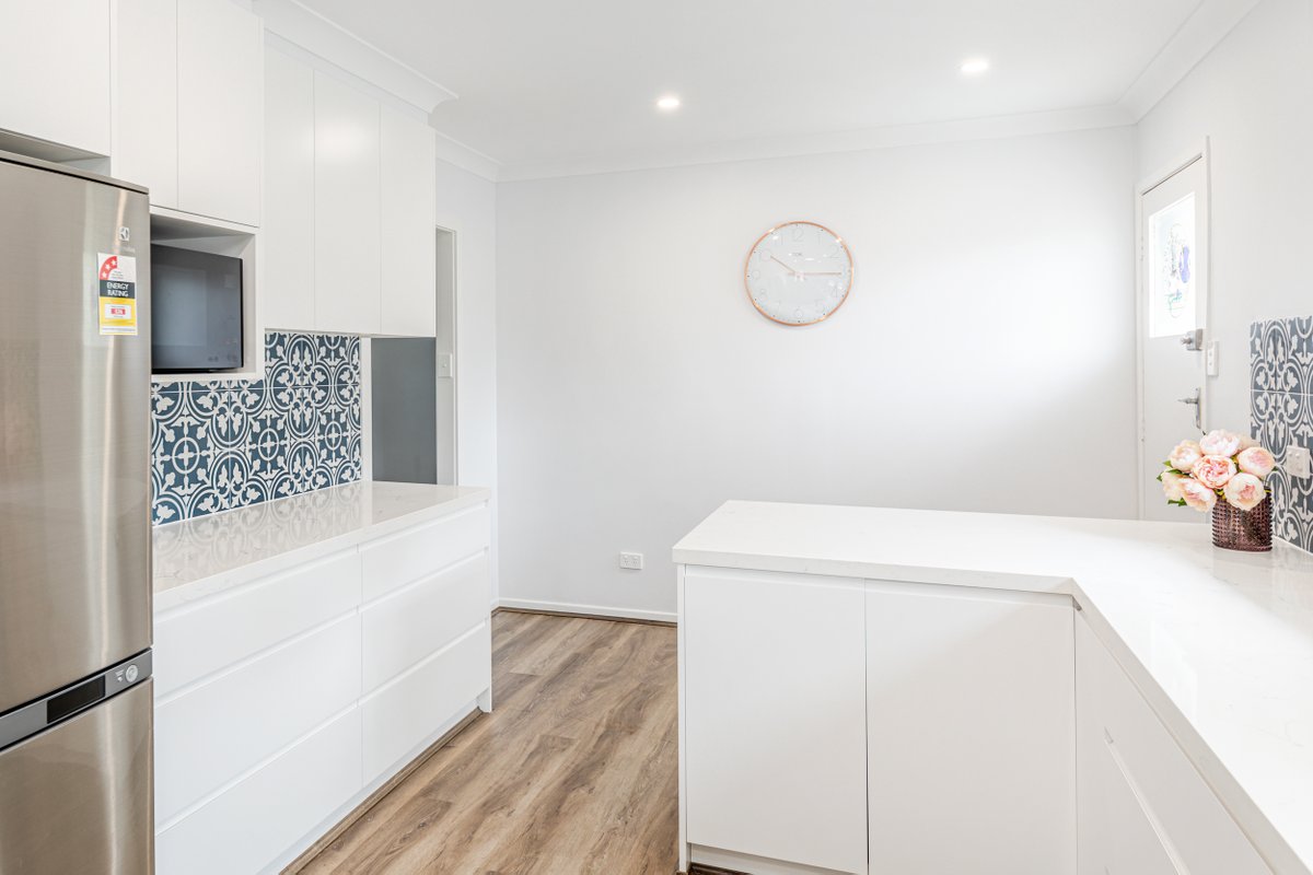 ajbkitchens's tweet photo. Galley kitchens.
#renovation #renovationproject #kitchencabinets #kitchendesign #kitchens #kitchensofinstagram #kitchen #kitchenrenovation #kitchenreno #modernkitchendesign #KitchenIslandDesign #sydneykitchen #sydney #kitcheninspiration #kitcheninspo #kitchengoals https://t.co/F74dyX0WUv