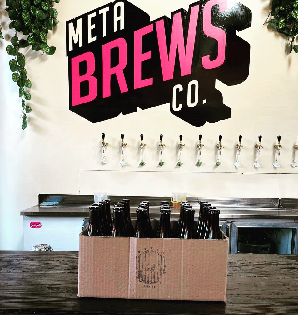 CervezaHincha's tweet photo. Ya llegó de nuevo #cervezahincha a #Metapatio Gran lugar para pedir toda la #pasiónlíquida en #monterrey https://t.co/PPeY9tyZRV