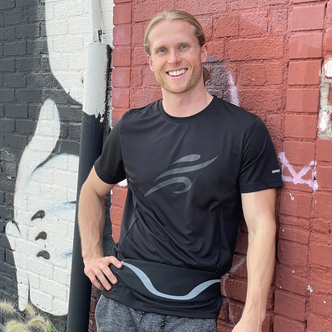 Jupitergear1's tweet photo. Whether you're running through the park or a night away from home, our sport waist pack has got your back! This lightweight and water-resistant waist bag is designed to keep your essentials secure without compromising on comfort or style. #RunningBelt #GetOutside #run #marathon https://t.co/jRf9eZeNKb