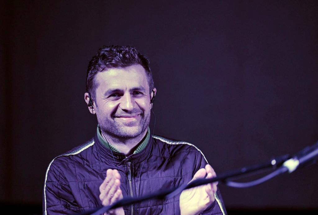 MEC_Uruguay's tweet photo. 🎶 🎹 Cierre artístico de Luciano Supervielle y AVR. https://t.co/JF6vdRx96G