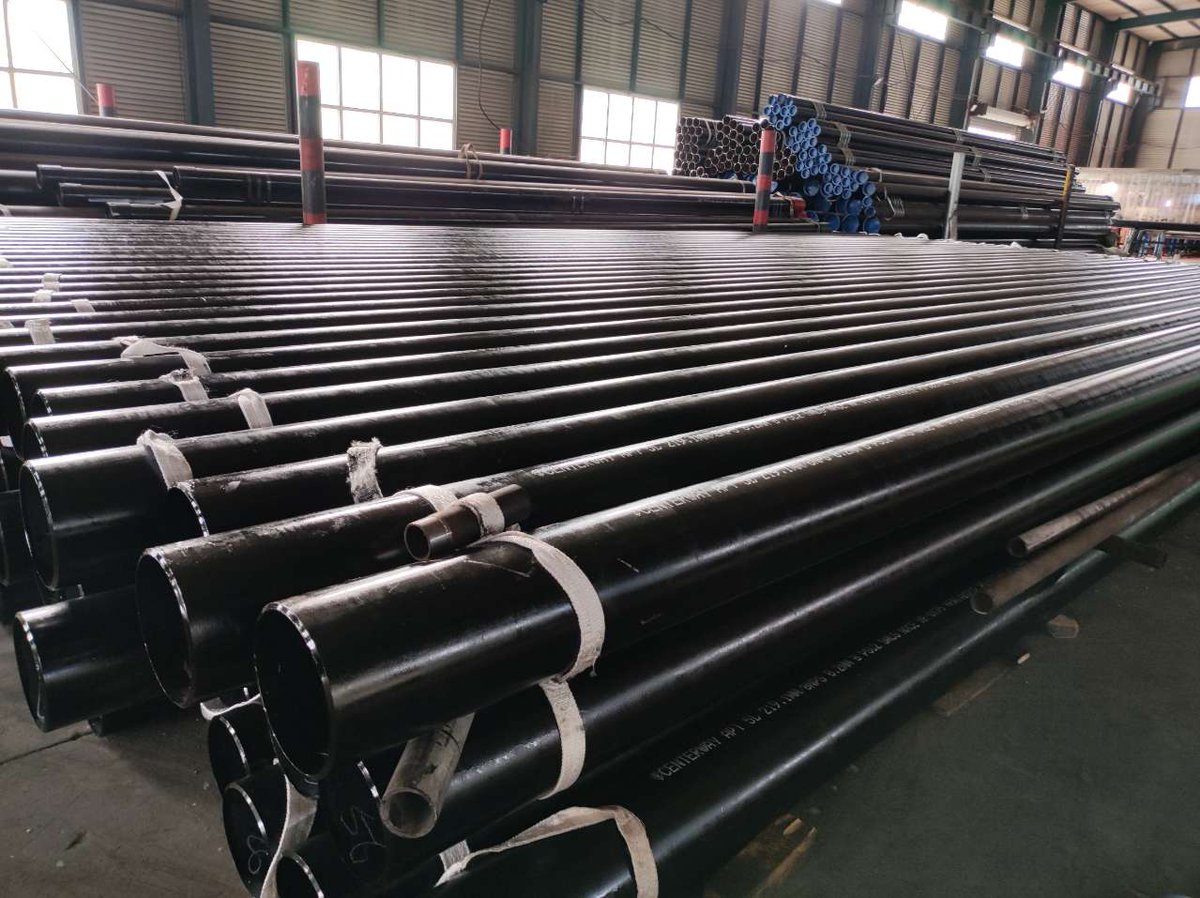 Looking for high-quality, durable pipes? Look no further than seamless steel pipes! With a smooth interior surface and no welded seams, it's ideal for transporting oil,&gases, and other materials with maximum efficiency and minimal risk of leaks. #seamlesspipes #industrialpipes